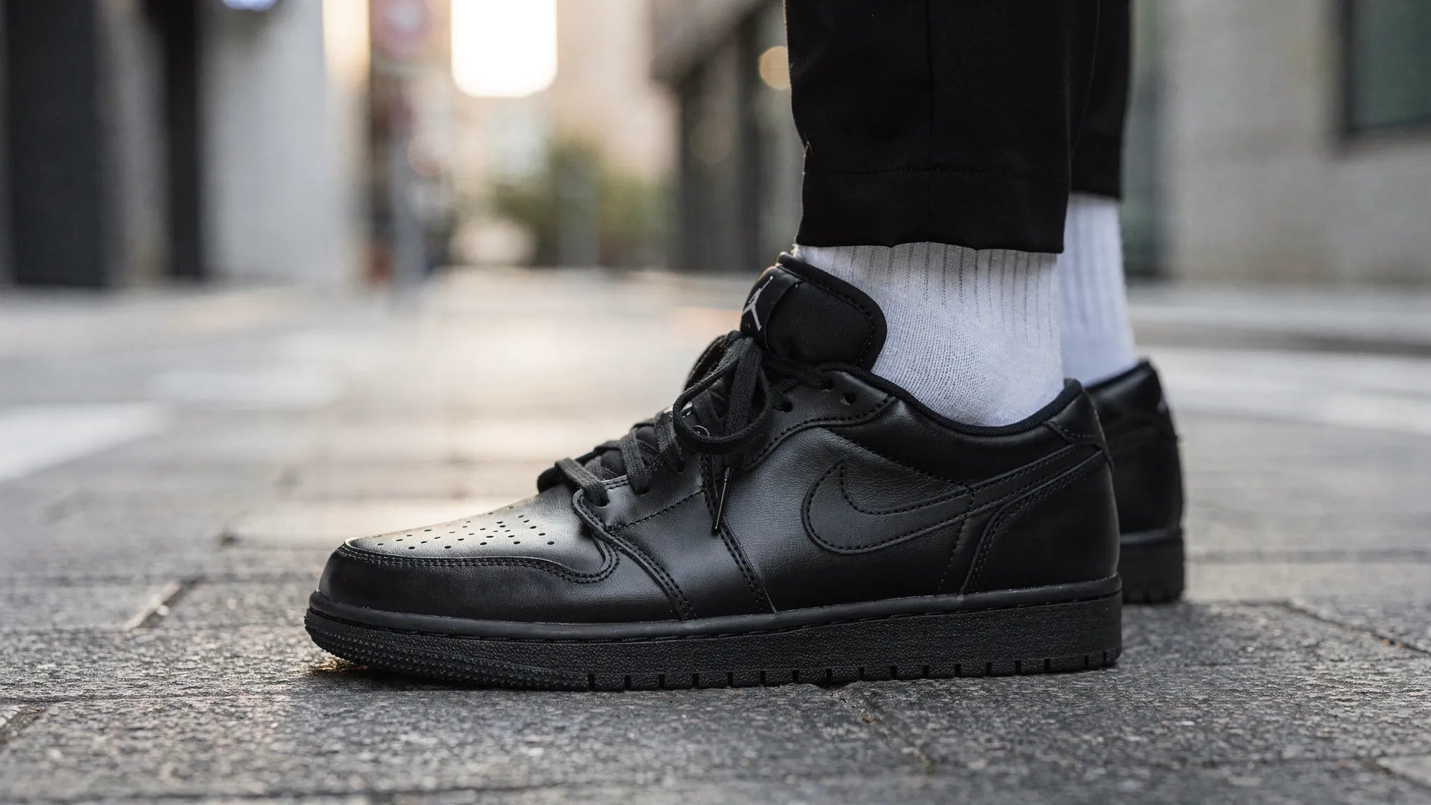 Air Jordan 1 Full Black: Best Pairs for Easy Daily Wear