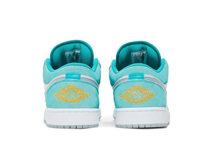 Jordan 1 Low SE New Emerald