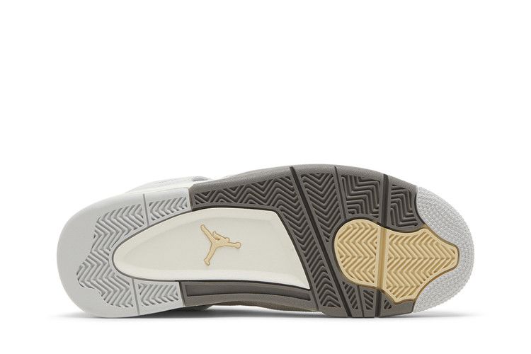 Jordan 4 Retro SE Craft Photon Dust