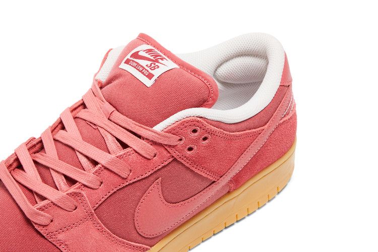 Nike SB Dunk Low Adobe