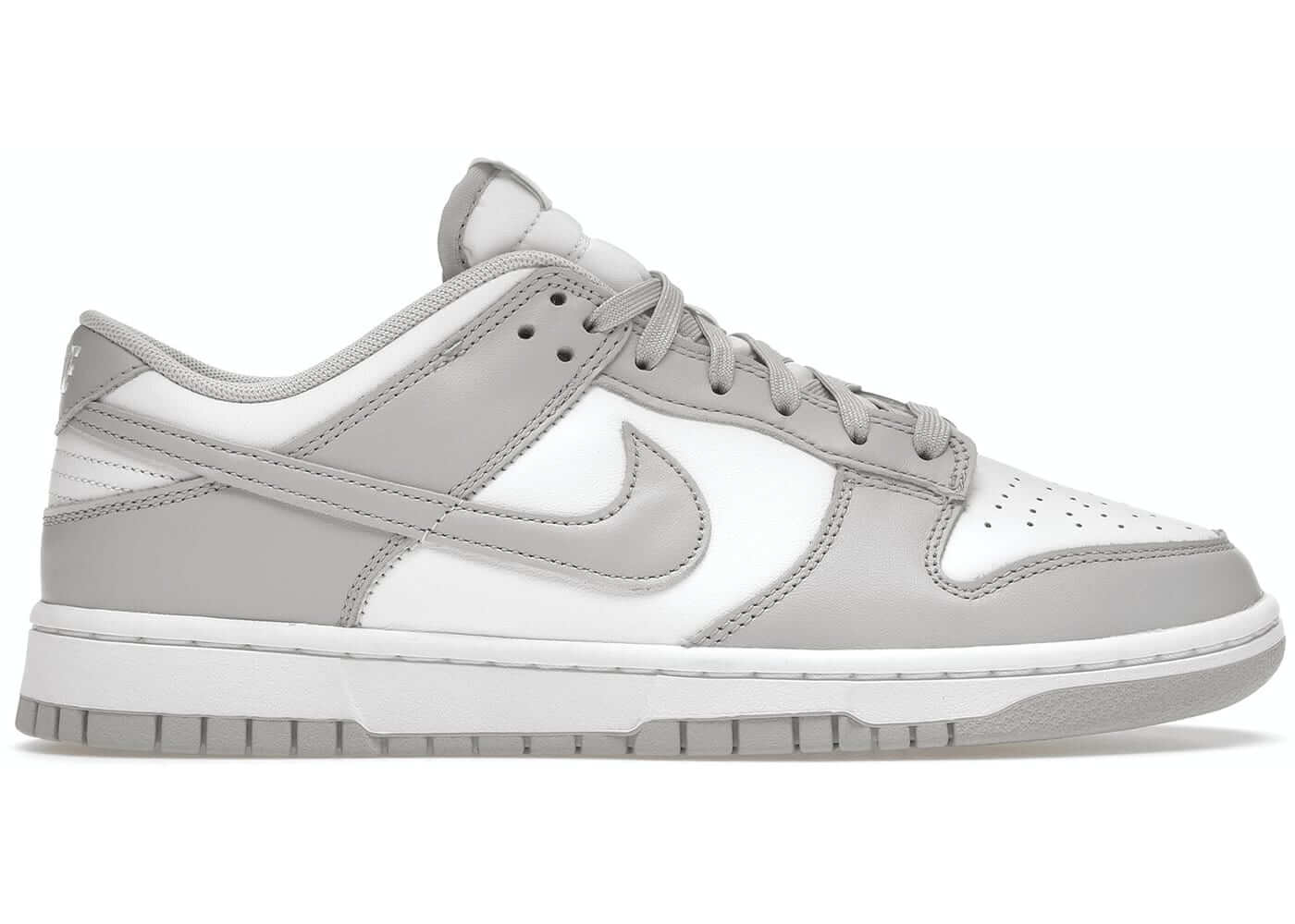 Nike Dunk Low Grey Fog sneakers in grey and white, 100% authentic, available with next day express shipping.