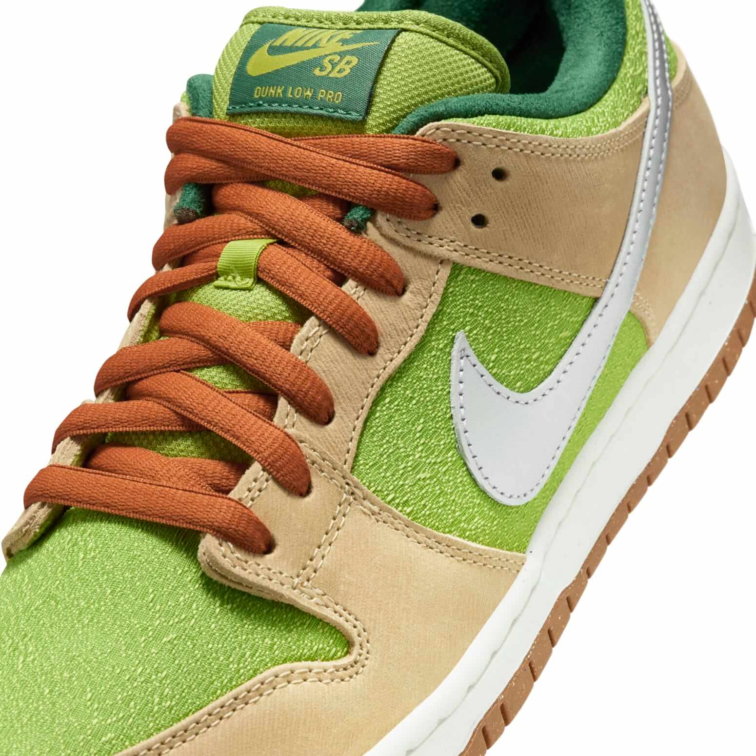 Nike SB Dunk Low Escargot