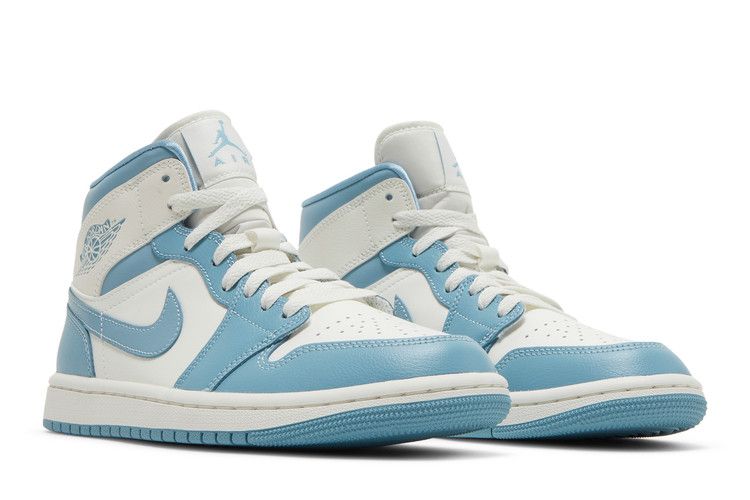 Jordan 1 Mid UNC (2022) (Women's)