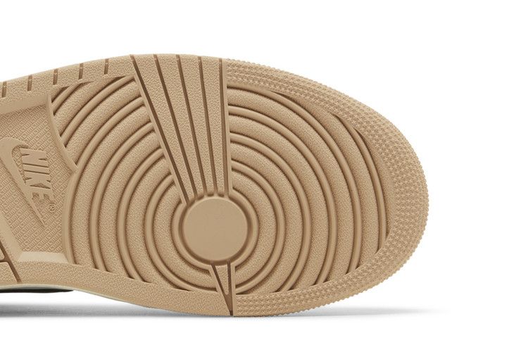 Jordan 1 Retro High OG Latte (Women's) - BigBoiSneakers