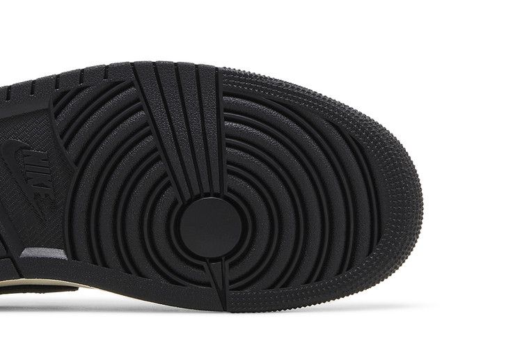 Jordan 1 Retro Low OG Mocha - BigBoiSneakers