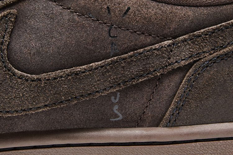 Jordan 1 Retro Low OG SP Travis Scott Velvet Brown - BigBoiSneakers