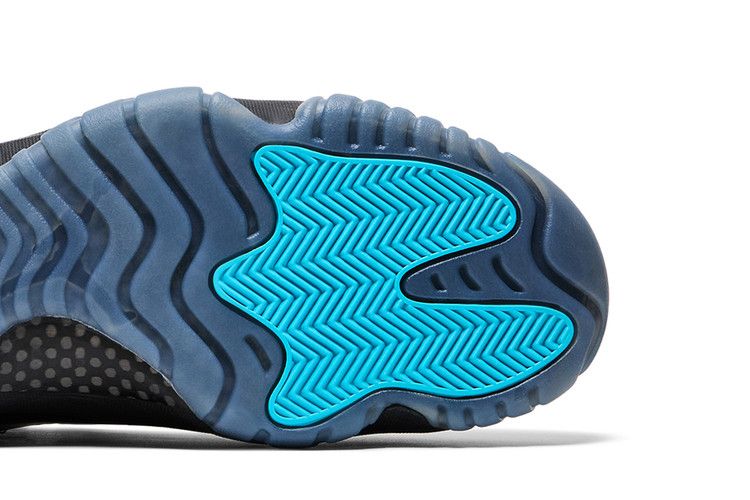 Jordan 11 Retro Gamma Blue (2025) - BigBoiSneakers