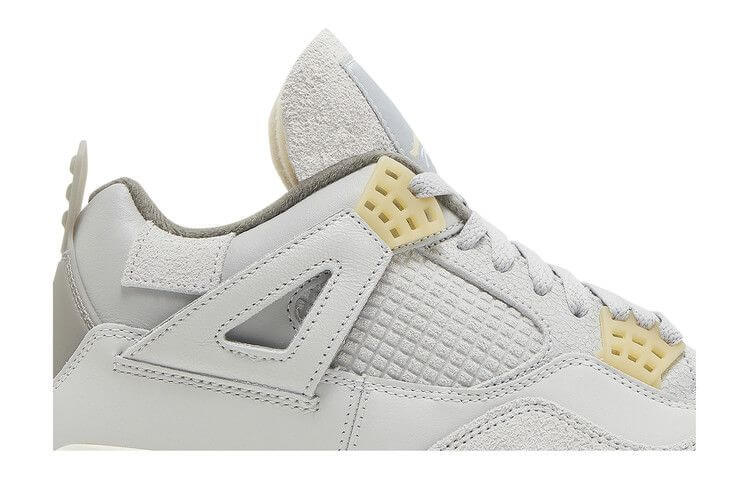 Jordan 4 Retro SE Craft Photon Dust - BigBoiSneakers