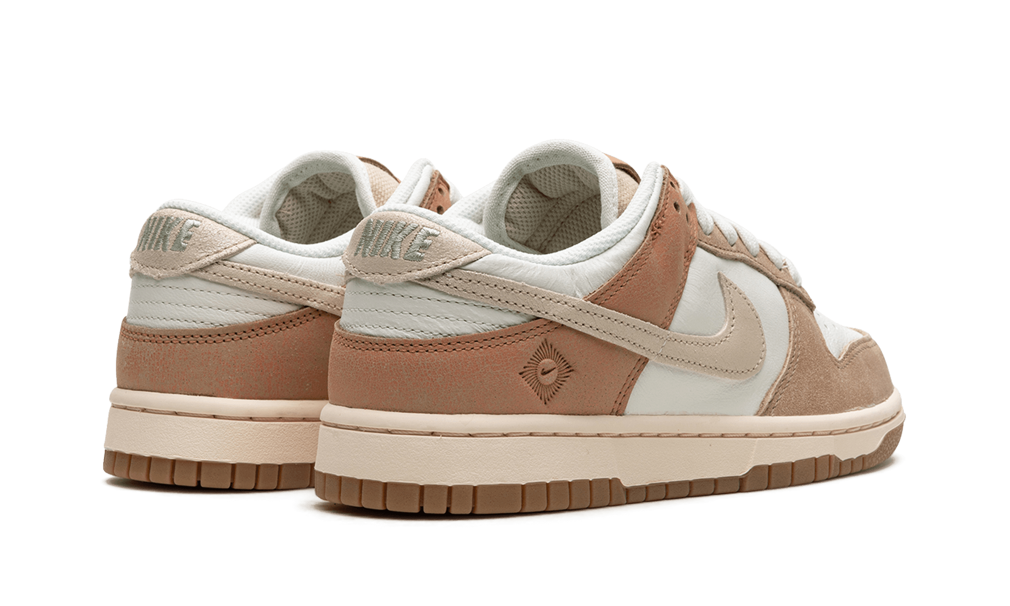 Nike Dunk Low SE Australia (Women's) - BigBoiSneakers