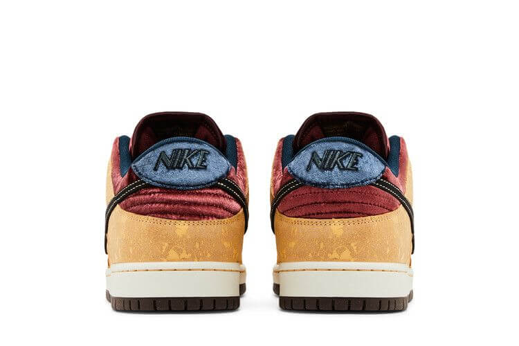 Nike SB Dunk Low City of Cinema - BigBoiSneakers