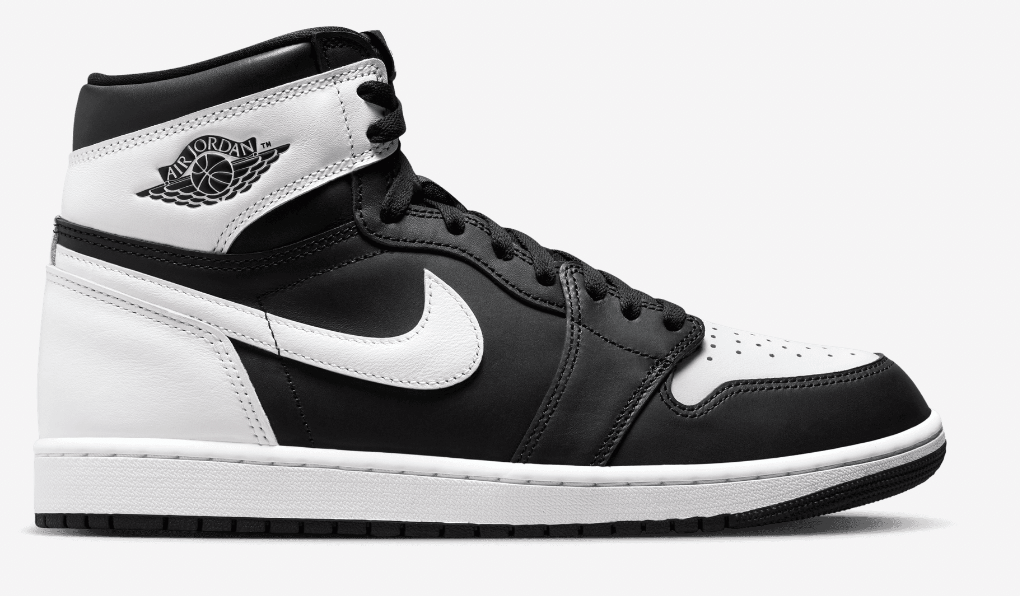 Jordan 1 Retro High OG Black White (GS) sneakers, authentic, stylish design, next day shipping available, kids' size.