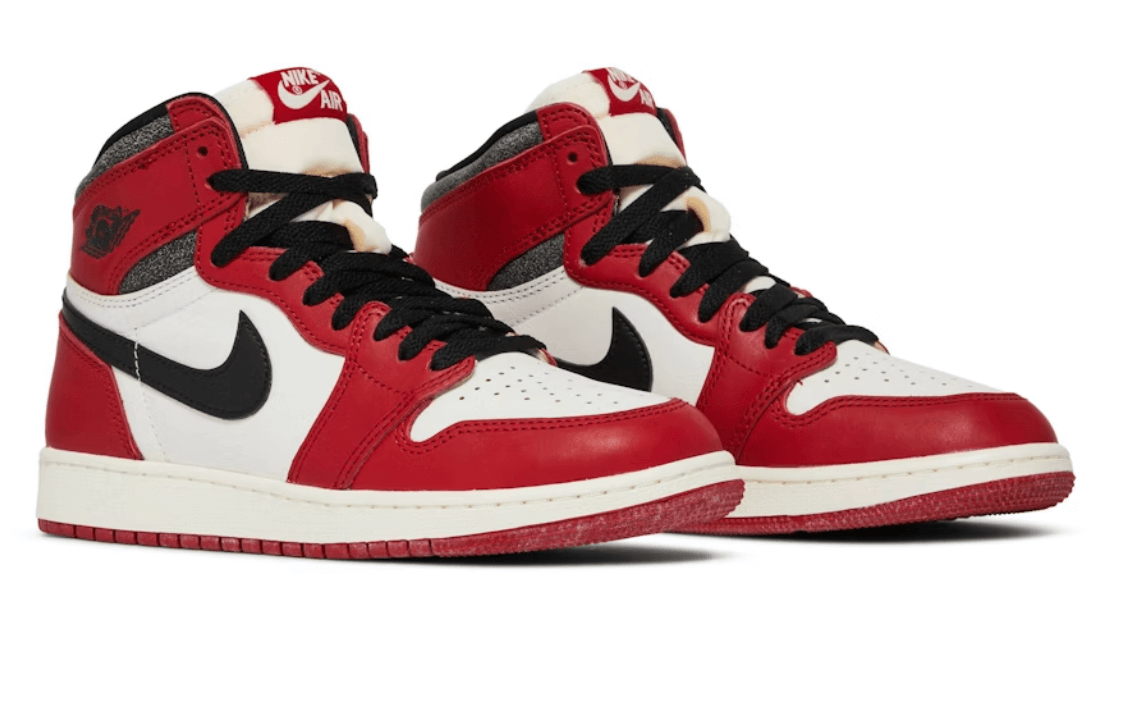 Jordan 1 Retro High OG Chicago Lost and Found (GS) sneakers in red, white, and black, 100% authentic, brand new.