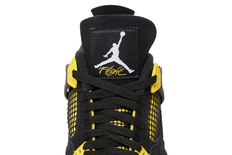 Jordan 4 Retro Thunder (2023)