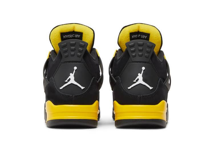 Jordan 4 Retro Thunder (2023) - BigBoiSneakers 