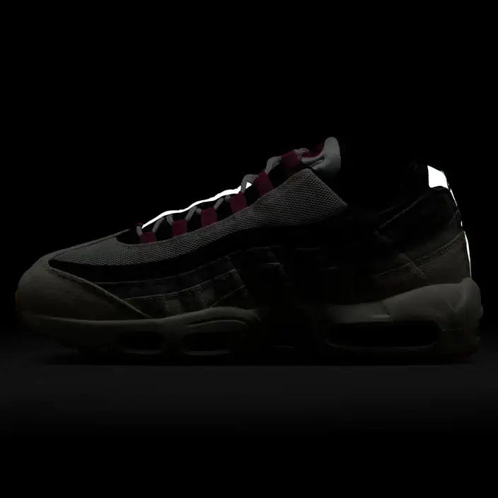 Nike Air Max 95 SB Cactus Flower - BigBoiSneakers 