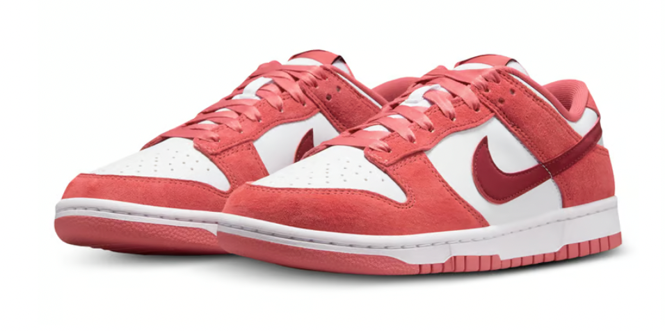 Nike Dunk Low - Valentines Day