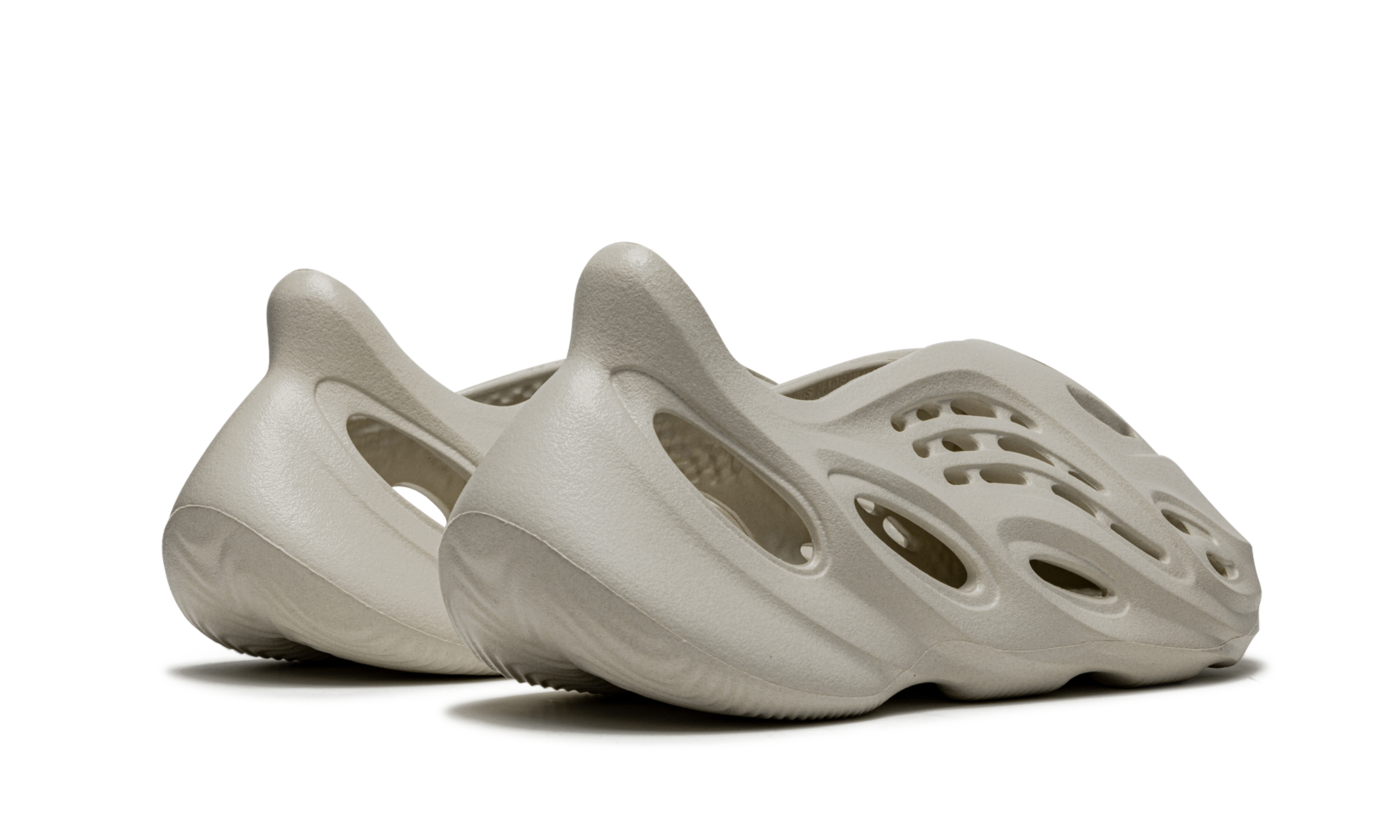Adidas Yeezy Foam RNNR Sand Sneaker Lightweight Futuristic Silhouette One Piece Molded Sole For Everyday Wear - BigBoiSneakers 