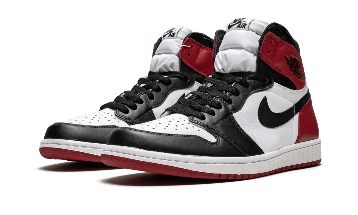 Jordan 1 Retro Black Toe (2016) by Jordan