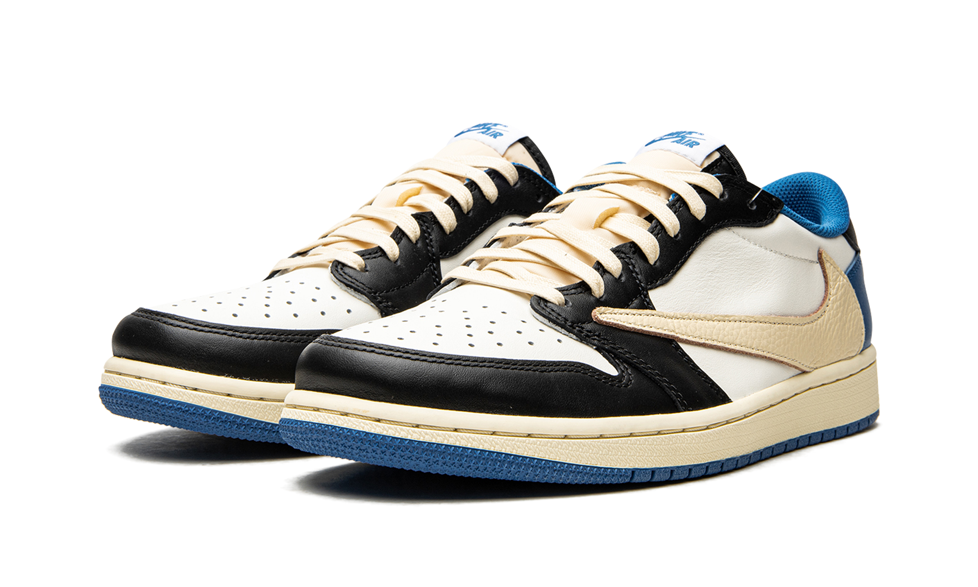 Jordan 1 Retro Low OG SP Fragment x Travis Scott