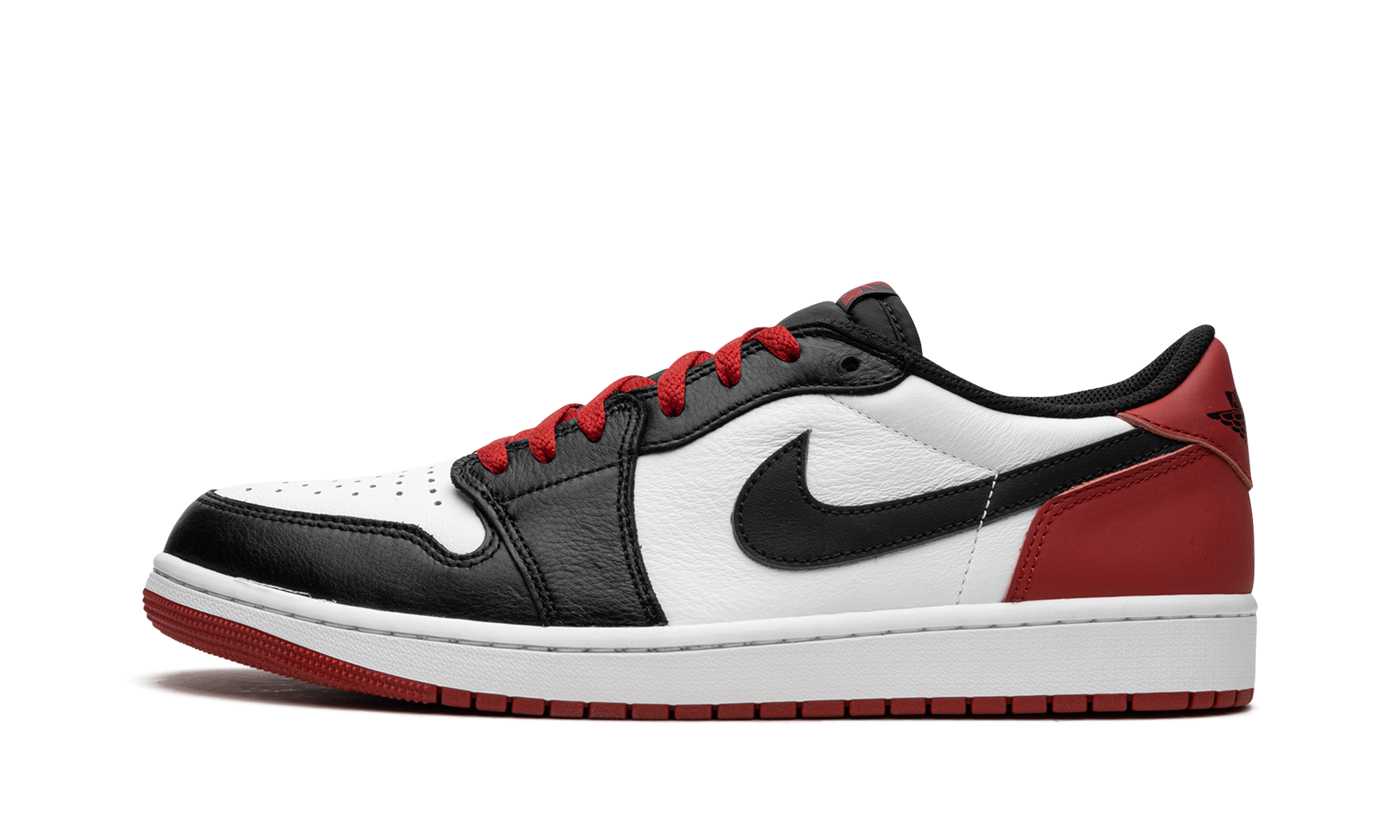Jordan 1 Retro Low OG Black Toe (2023)
